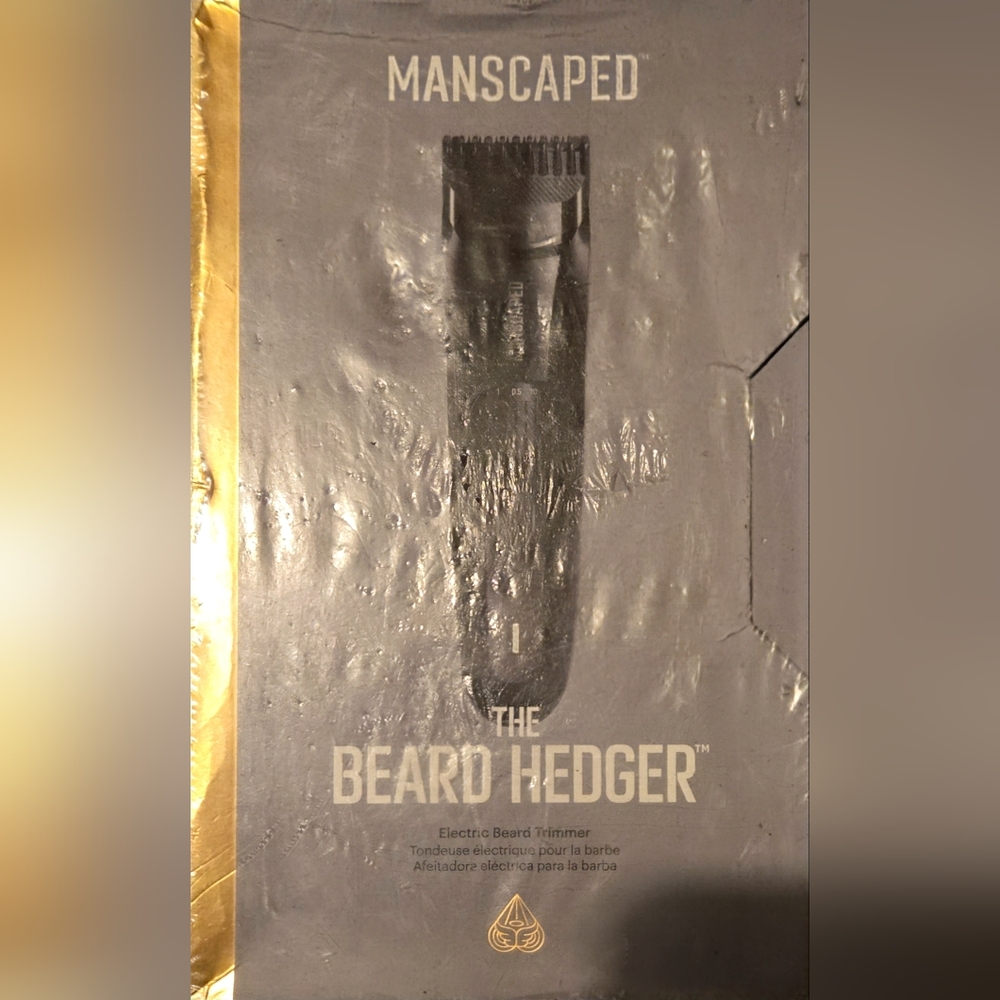 NEW MANSCAPED® The Beard Hedger